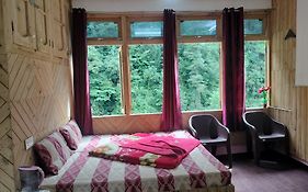 Aman Place Homestay River Touch